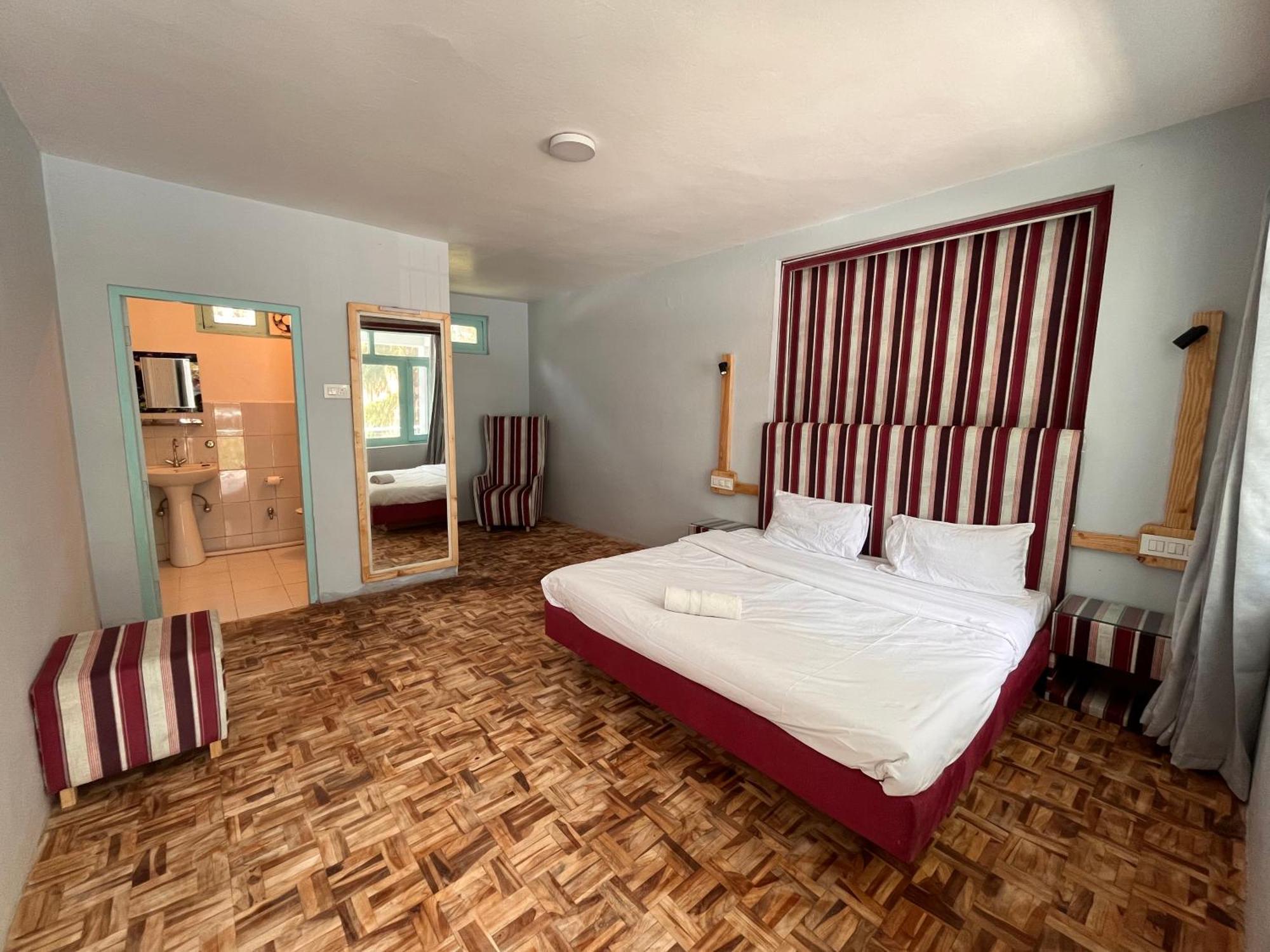 מנאלי Hotel English Rose, #Personal Parking, #Petfriendly, #Garden, #Bonfire Under The Stars מראה חיצוני תמונה
