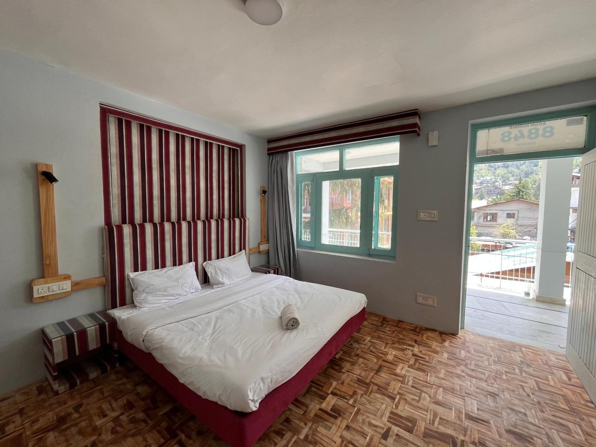 מנאלי Hotel English Rose, #Personal Parking, #Petfriendly, #Garden, #Bonfire Under The Stars מראה חיצוני תמונה