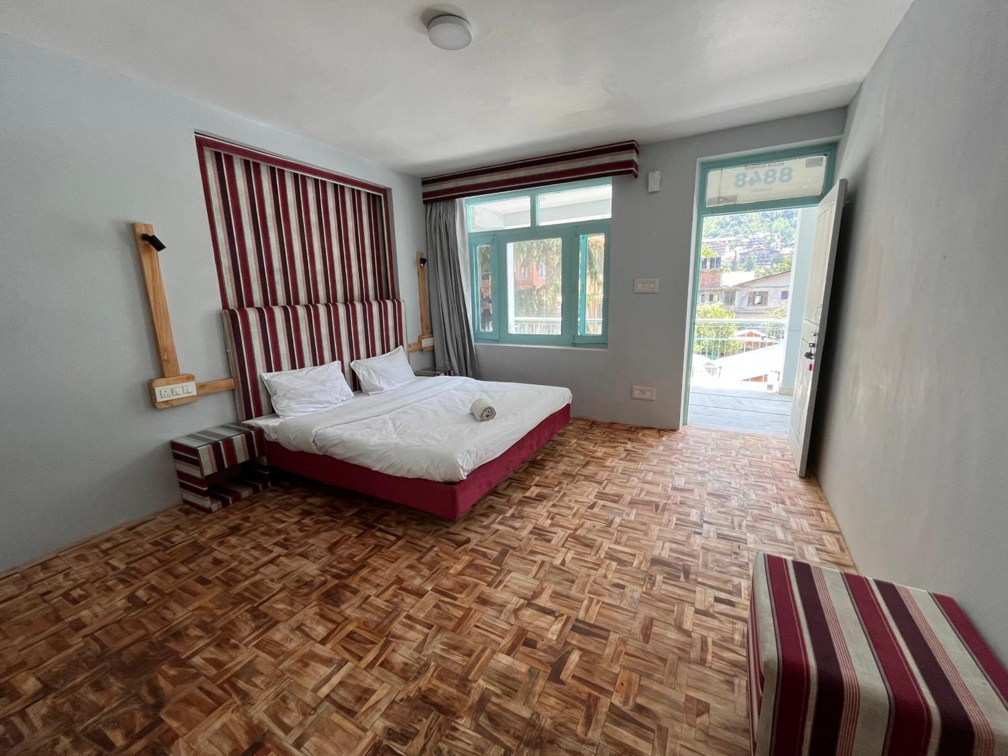 מנאלי Hotel English Rose, #Personal Parking, #Petfriendly, #Garden, #Bonfire Under The Stars מראה חיצוני תמונה