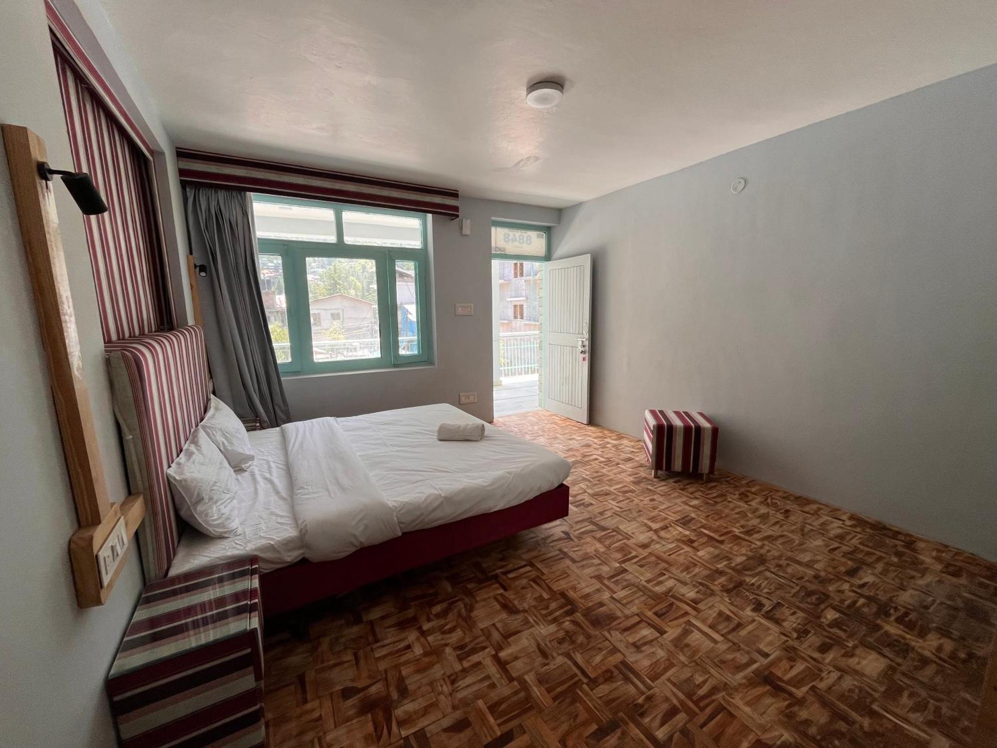 מנאלי Hotel English Rose, #Personal Parking, #Petfriendly, #Garden, #Bonfire Under The Stars מראה חיצוני תמונה