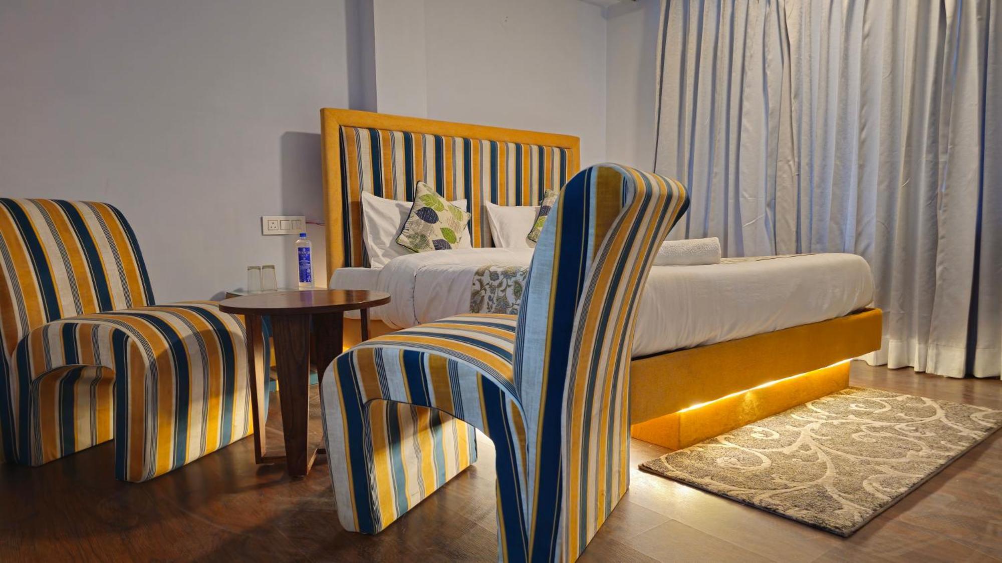 מנאלי Hotel English Rose, #Personal Parking, #Petfriendly, #Garden, #Bonfire Under The Stars מראה חיצוני תמונה